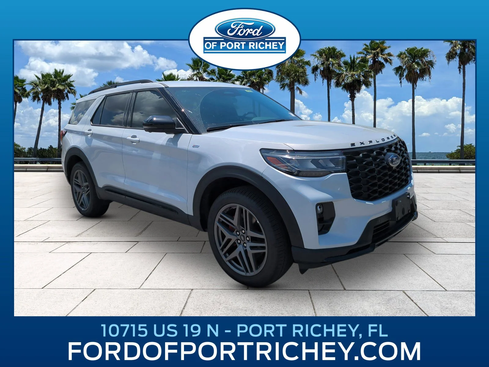 New 2026 Space White Metallic Ford ST-Line image 1