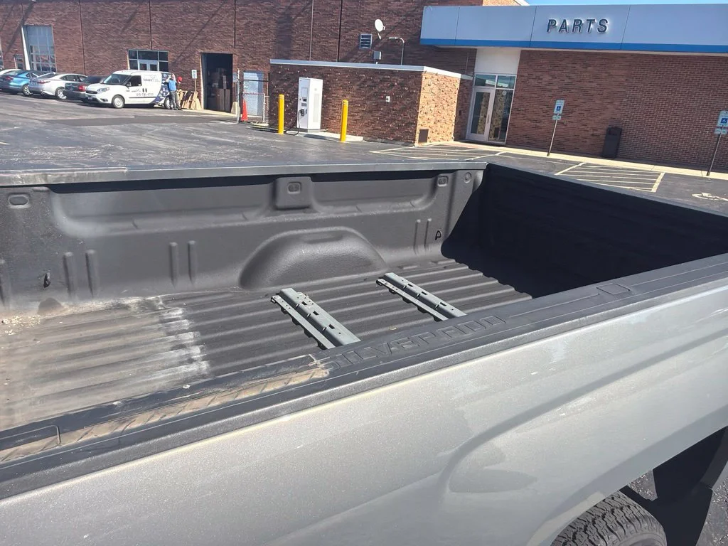 Used 2017 Gray Chevrolet LT image 5