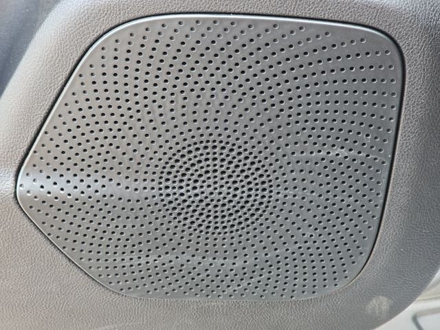 Used 2024 Silver Lincoln Grand Touring image 20