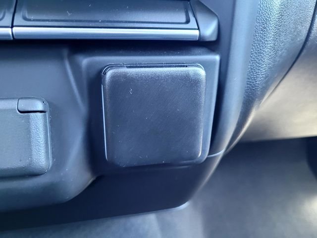 Used 2023 White Chevrolet Custom image 19