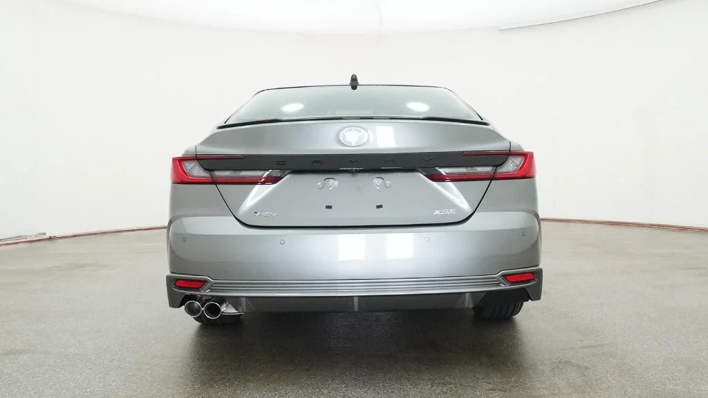 New 2026 Heavy Metal with Midnight Black Metallic roof Toyota XSE image 19