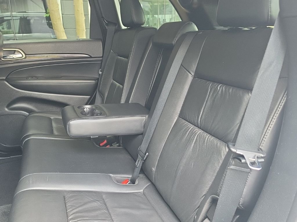 Used 2013 Bright White Jeep Laredo image 11