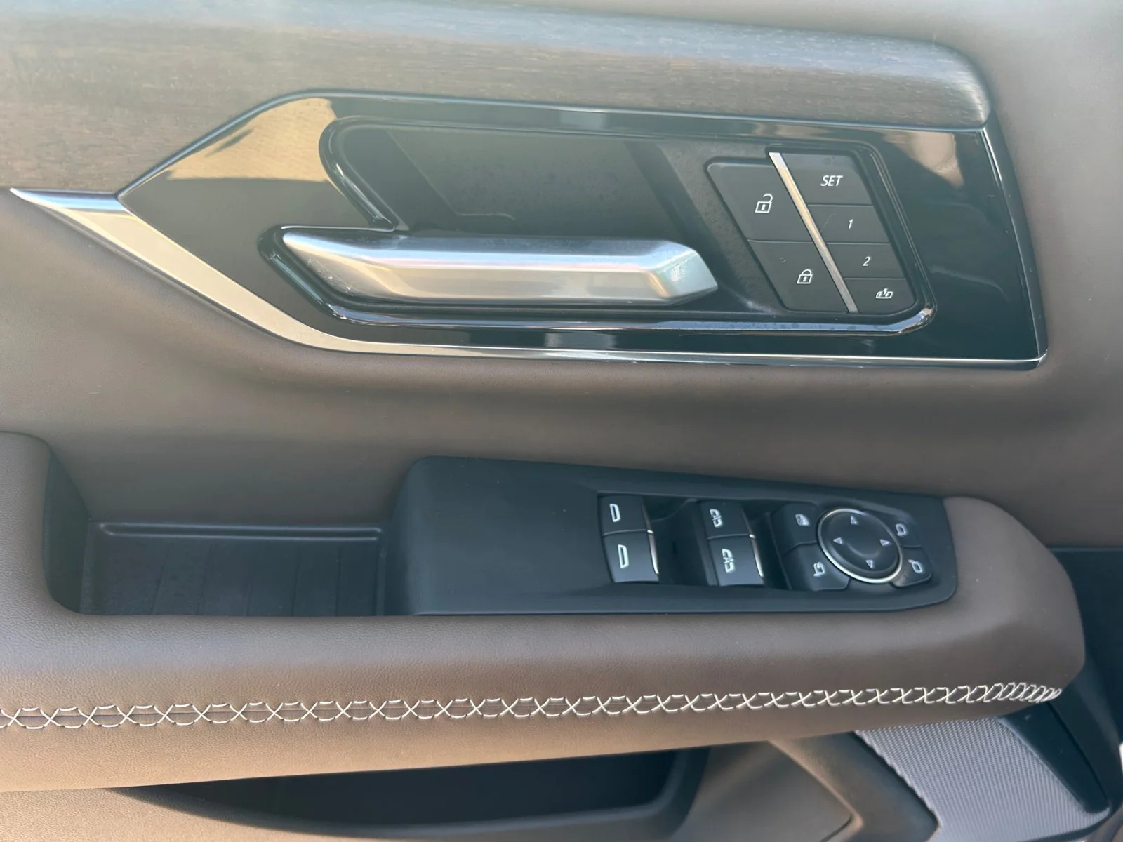 New 2026 Summit White GMC Denali Ultimate image 18