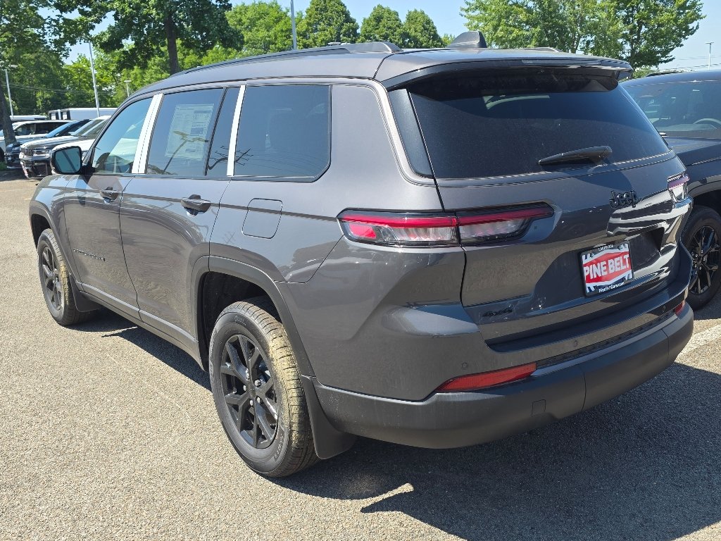 New 2026 Gray Jeep Altitude image 8