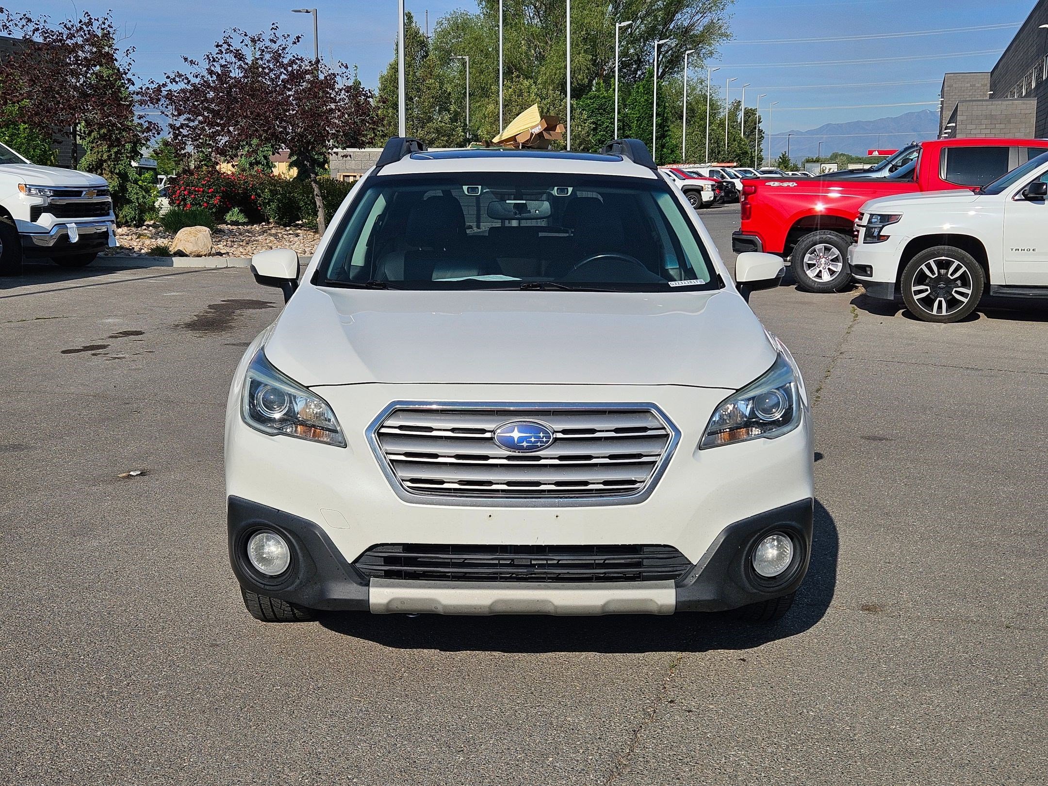 Used 2016 Crystal White Pearl Subaru 2.5i Limited image 9