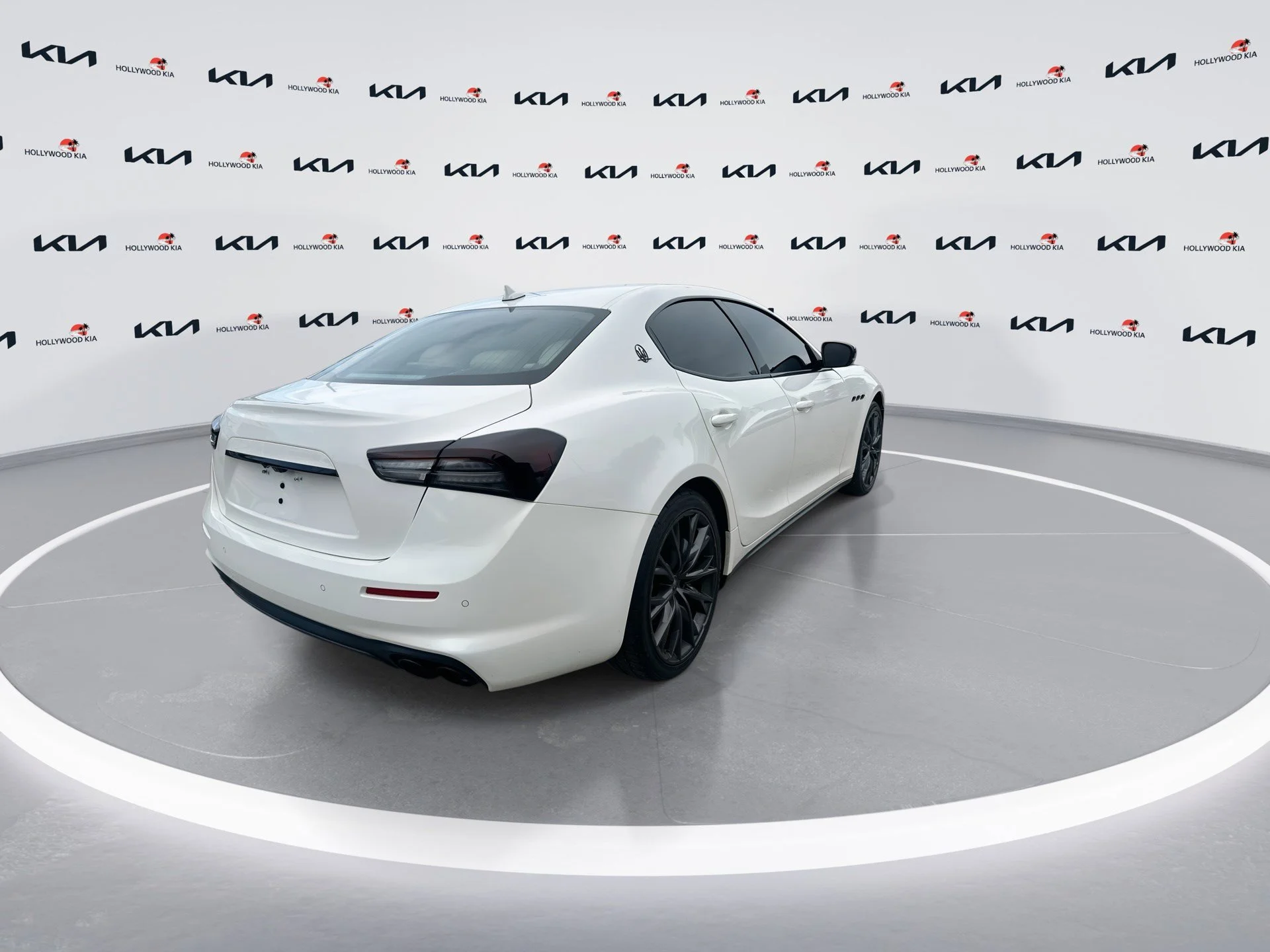 Used 2021 Bianco Alpi Tri-Coat Maserati S image 8