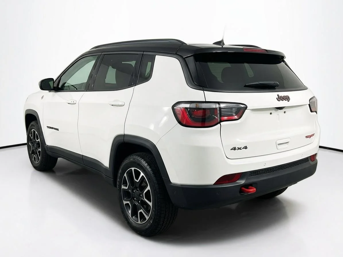 Used 2024 Bright White Clearcoat Jeep Trailhawk image 4