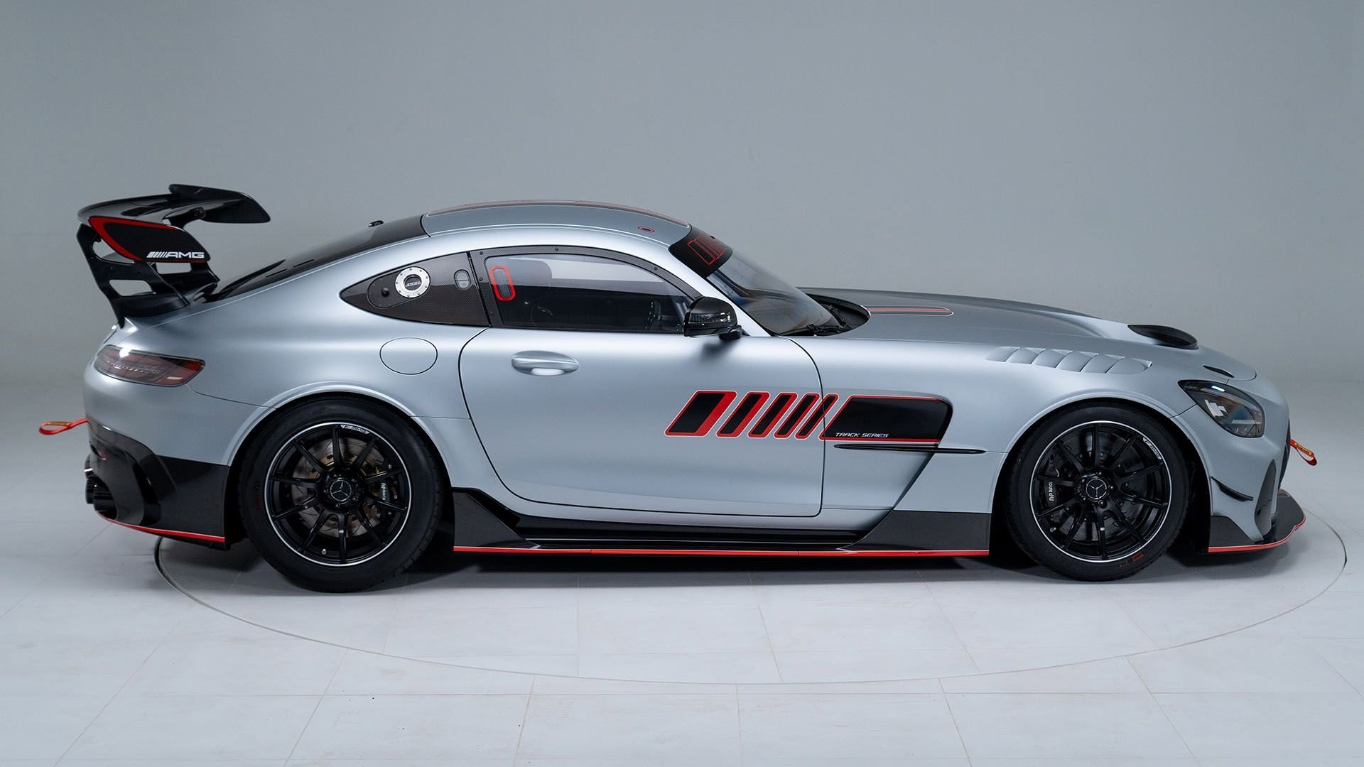 Used 2022 Designo Iridium Silver Magno Mercedes-Benz Track Series image 6