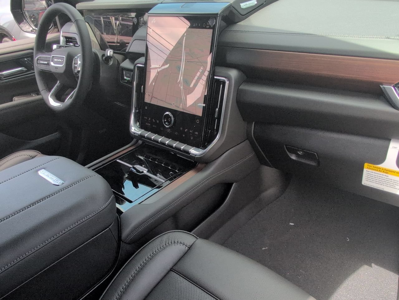 2026 GMC Yukon XL Denali - Photo 27