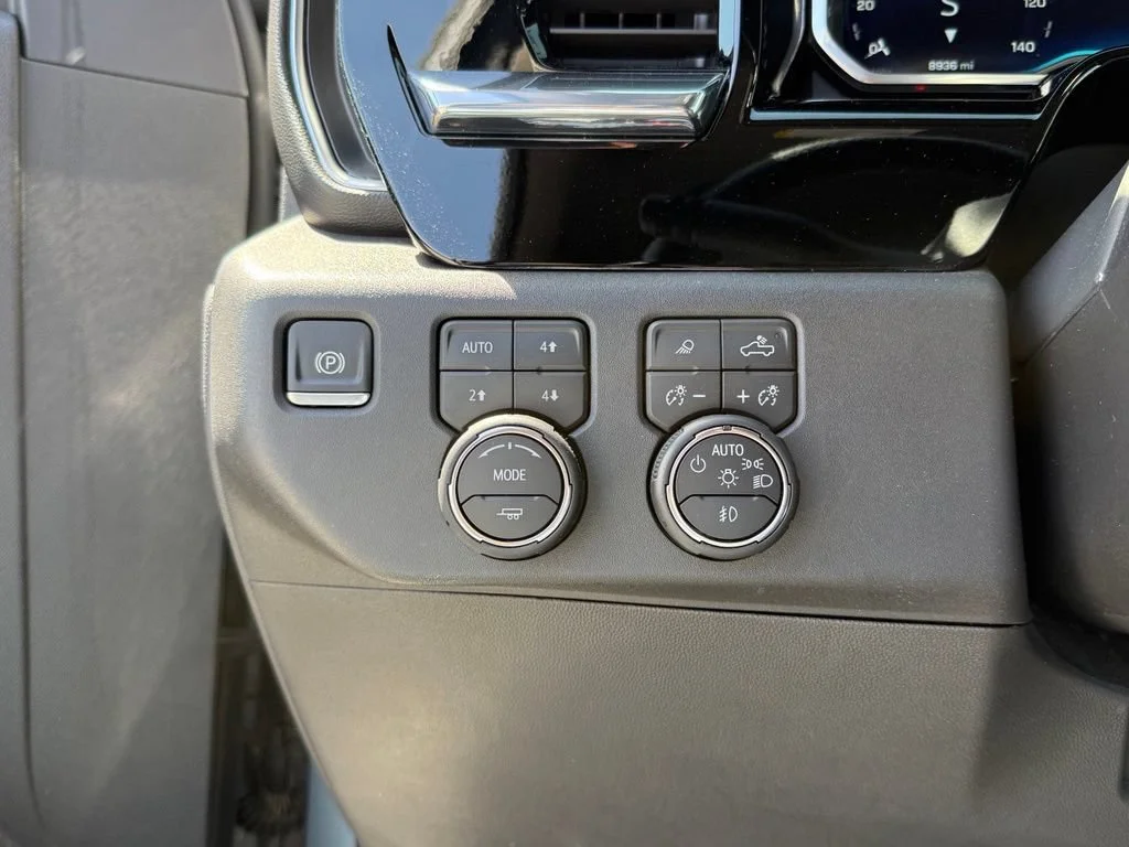 Used 2024 Sterling Gray Metallic Chevrolet LT Trail Boss image 22