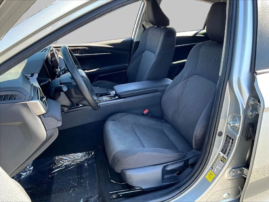 Used 2025 Silver Toyota LE image 23
