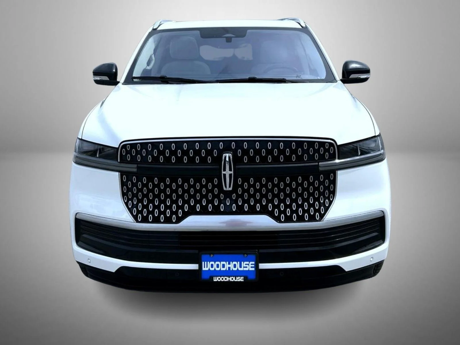 Used 2025 White Lincoln Reserve image 2