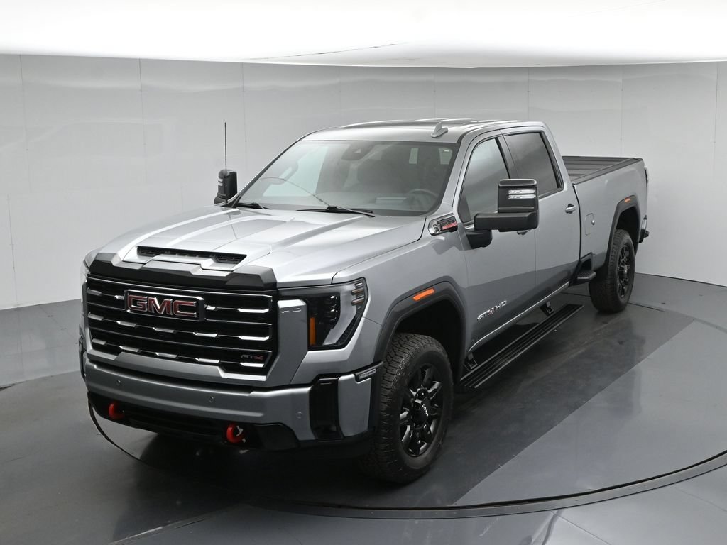 Used 2025 Silver GMC AT4 image 41