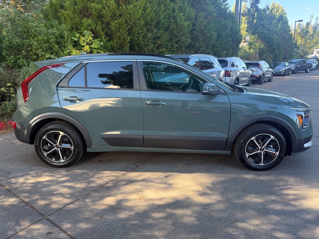 2025 Kia Niro EX