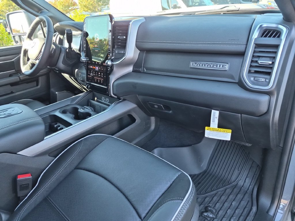New 2027 Ceramic Gray Clear-Coat Exterior Paint RAM Laramie image 29