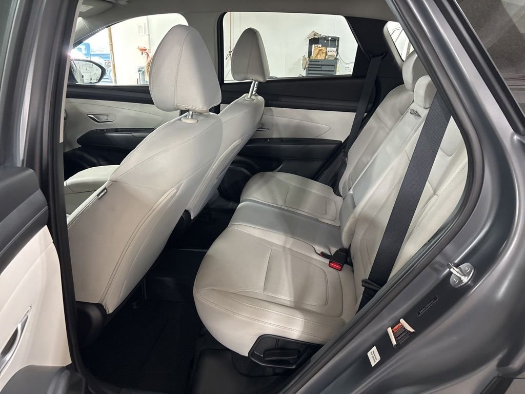 Certified Used 2025 Gray Hyundai SE image 28