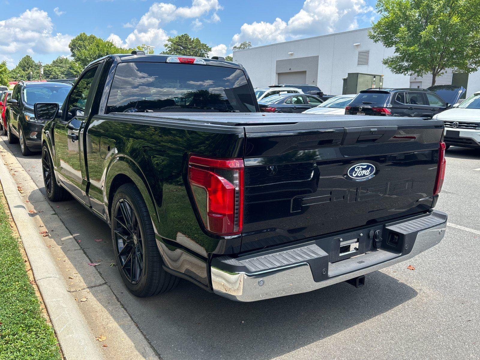 Used 2026 Agate Black Ford XL image 3