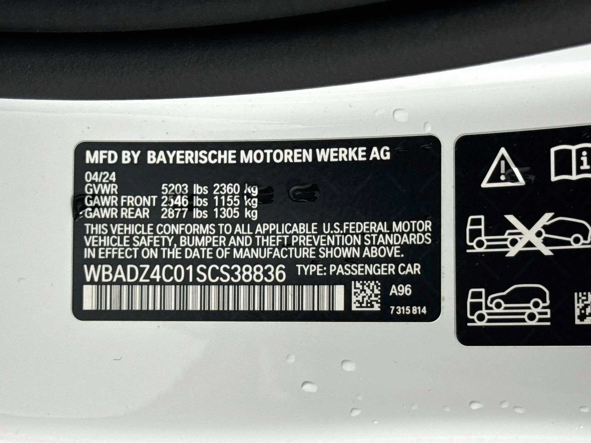 Used 2025 Mineral White Metallic BMW 840i image 28