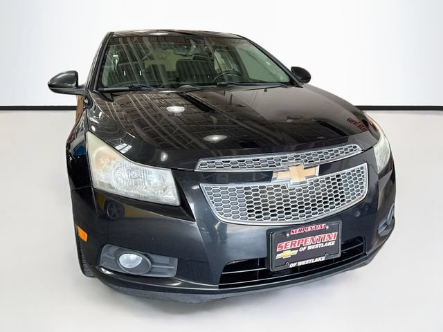 Used 2011 BLACK GRANITE METALLIC Chevrolet LT w/1LT image 3