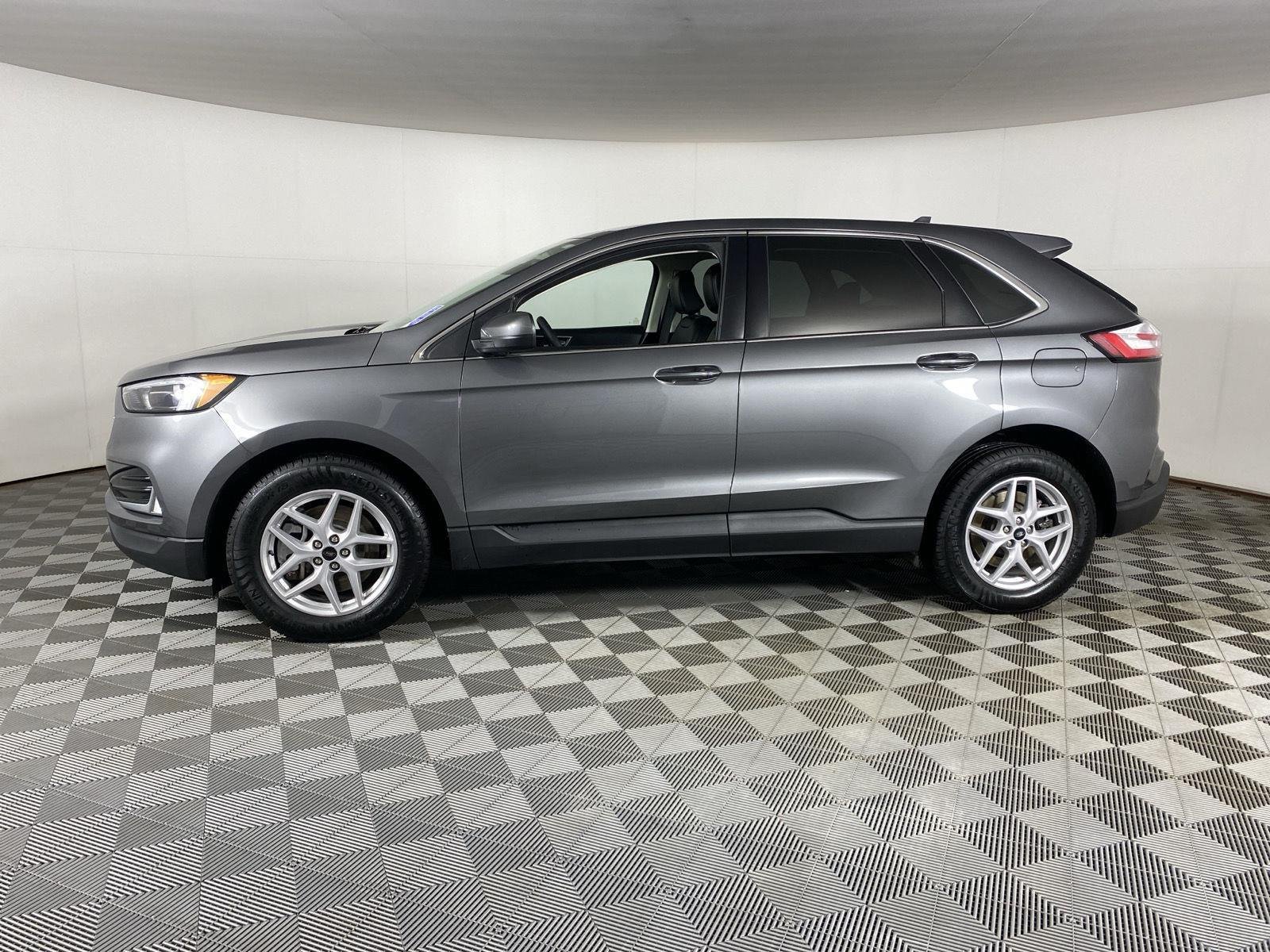 Used 2023 Carbonized Gray Ford SEL image 13