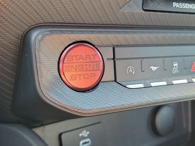 Used 2026 Oxford White Ford EcoBoost image 10