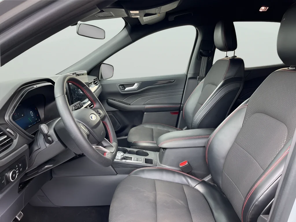 2024 Ford Escape ST-Line Select - Photo 13