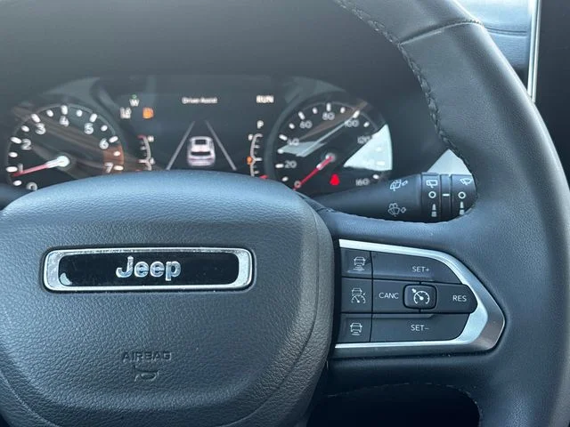 Certified Used 2025 White Jeep Limited image 25