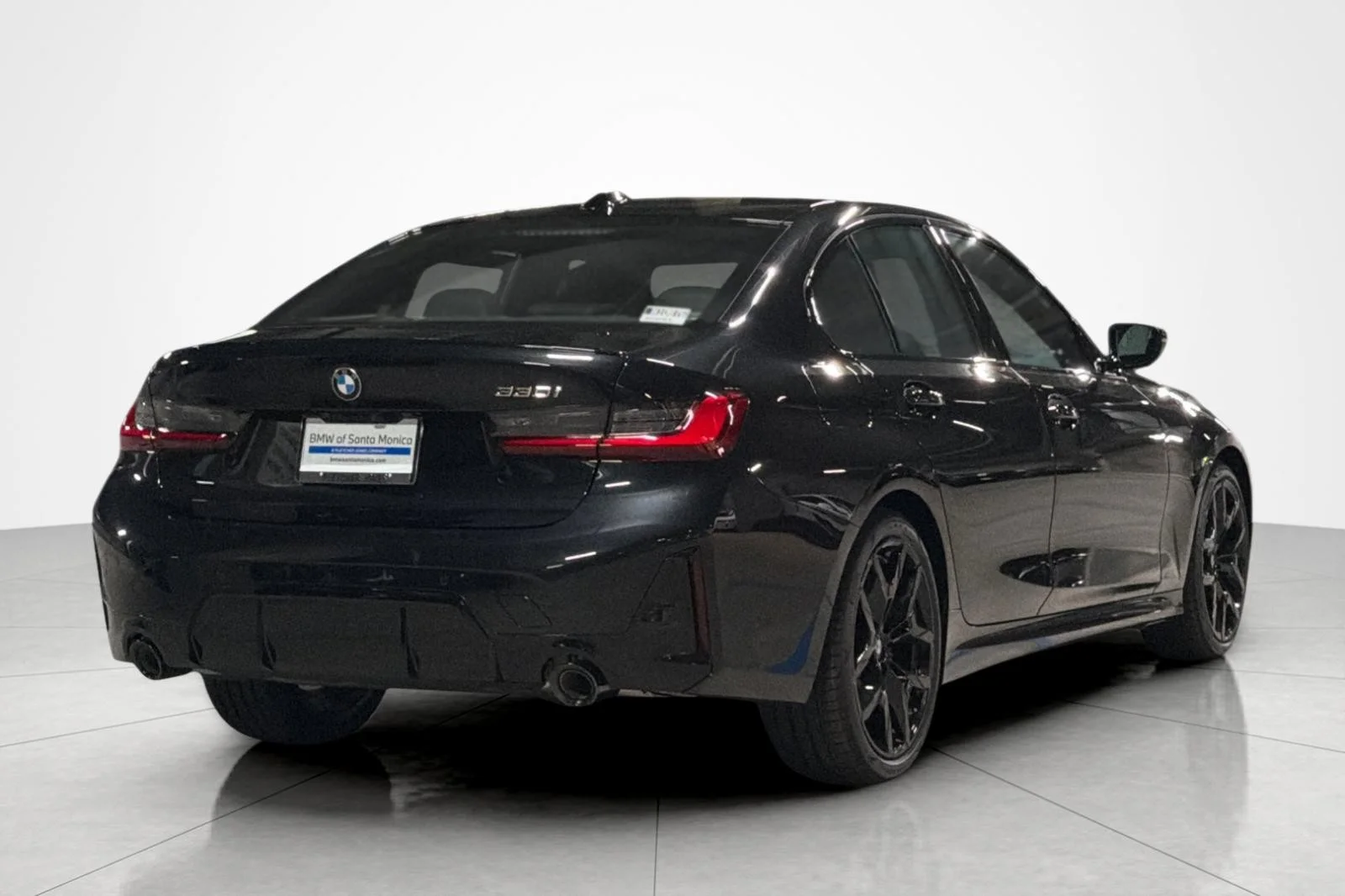 New 2026 Black Sapphire Metallic BMW 330i NA image 5