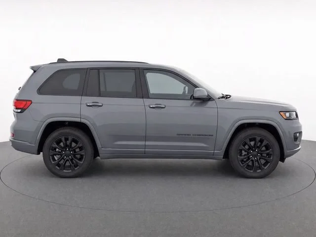 Used 2020 Sting-gray Clearcoat Jeep Altitude image 8