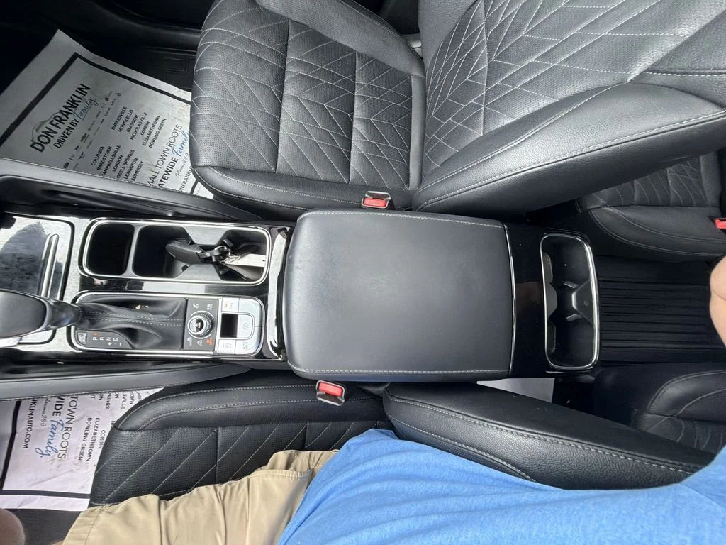 Used 2024 Black Kia EX X-Line image 21