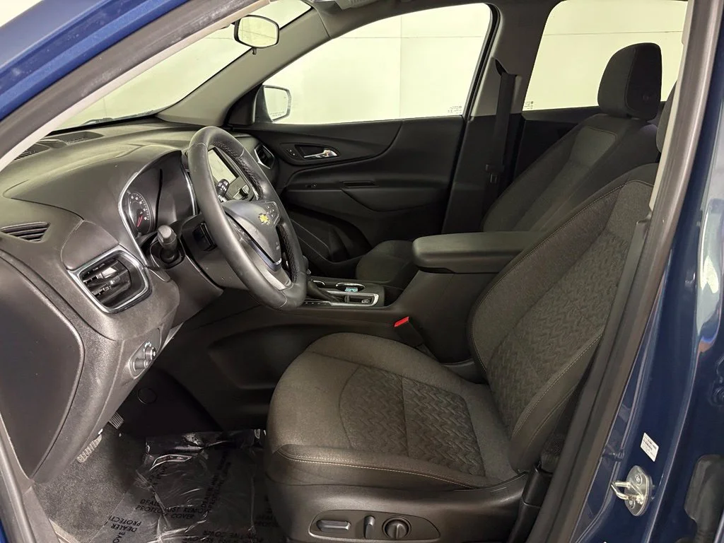 Certified Used 2024 Lakeshore Blue Metallic Chevrolet LT image 19