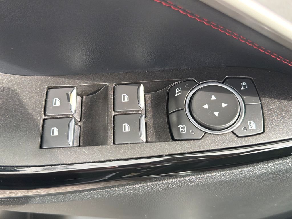 Used 2022 Agate Black Metallic Ford ST-Line image 27