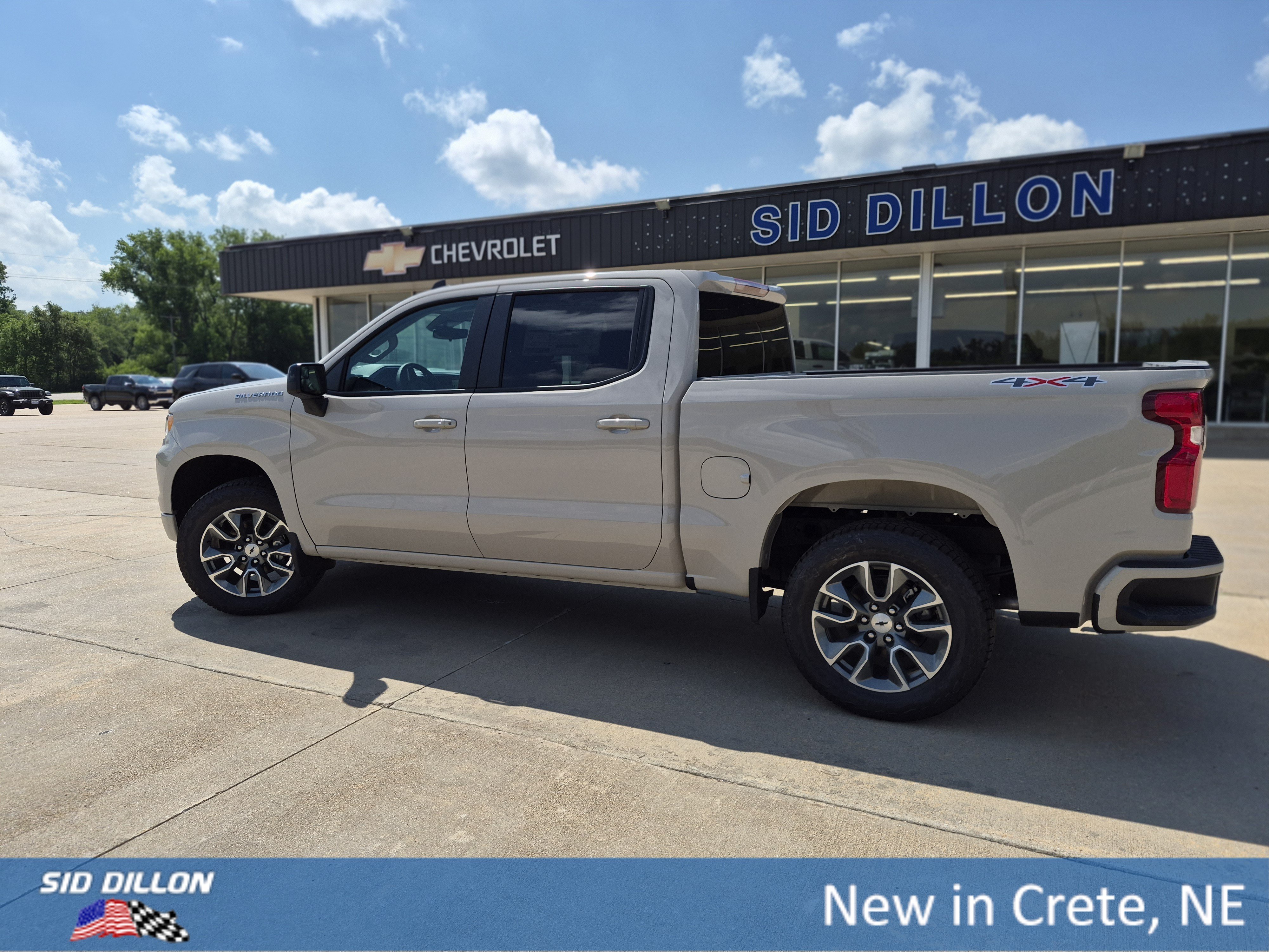 New 2026 White Sands Chevrolet RST image 19