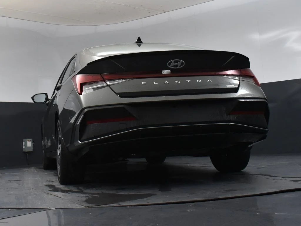 Certified Used 2025 Gray Hyundai SEL Sport image 11