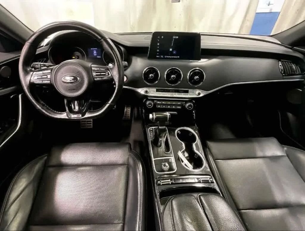 Used 2020 Gray Kia GT-Line image 21