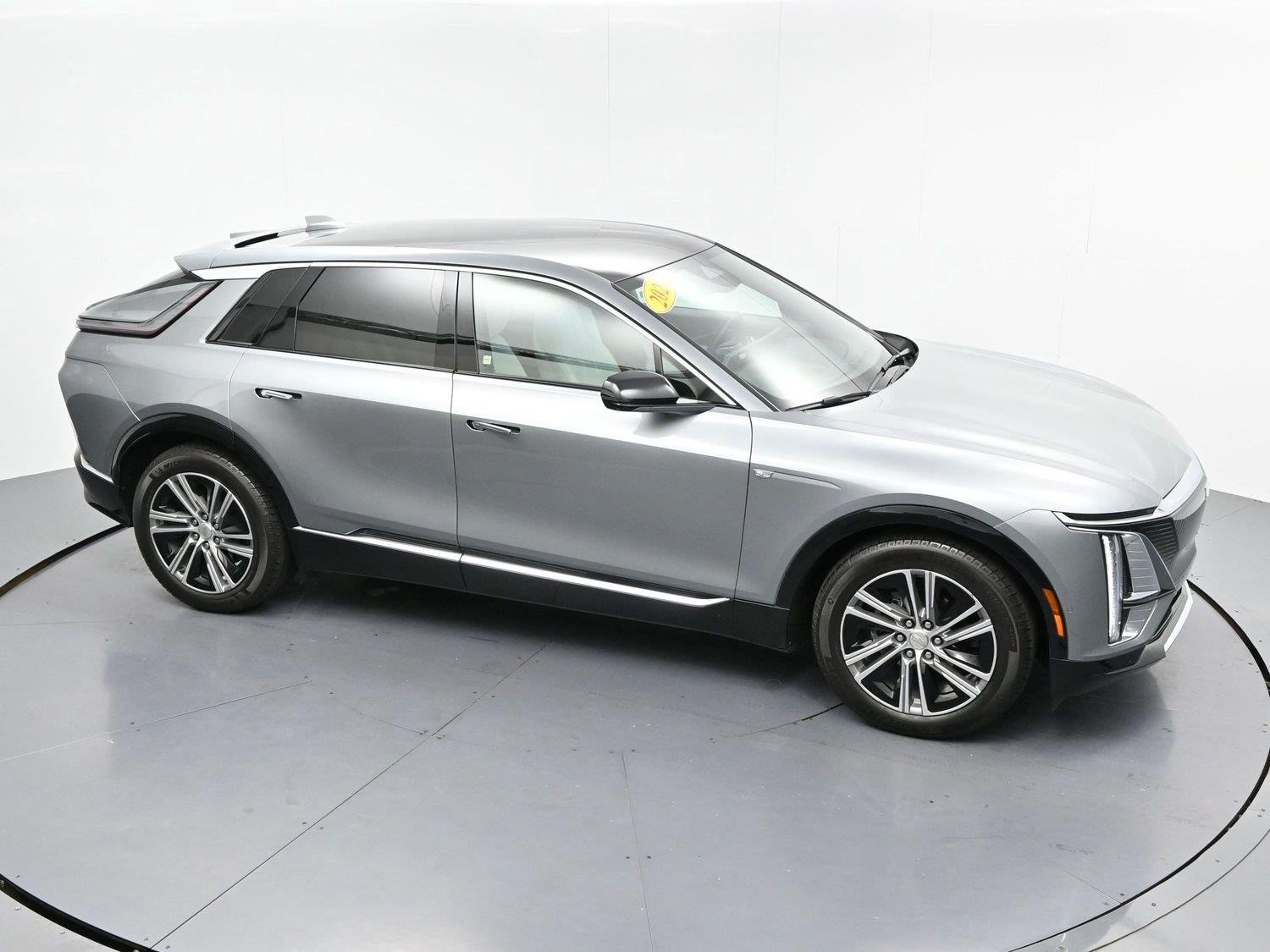 Used 2024 Argent Silver Metallic Cadillac Luxury 1 image 34
