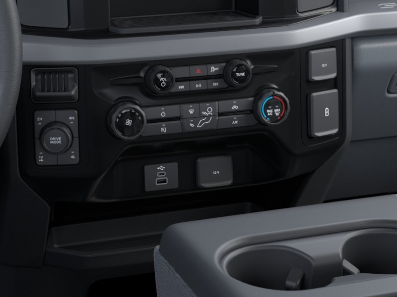 New 2026 Oxford White Ford F-250® XL image 15