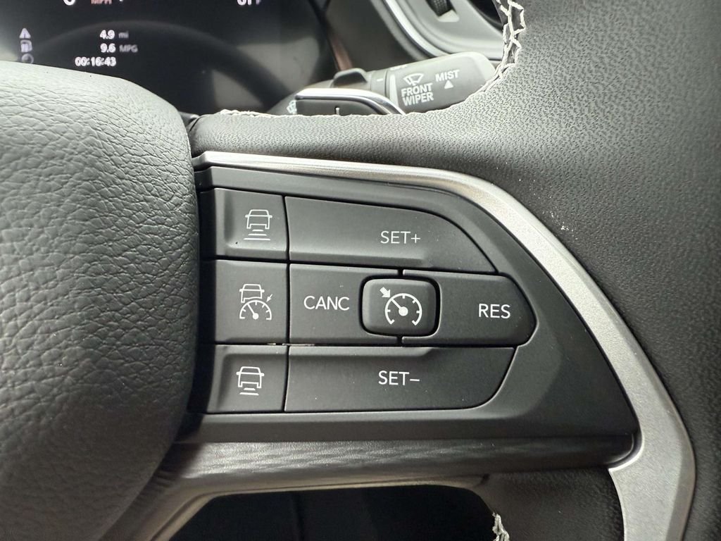 2025 Jeep Grand Cherokee Altitude - Photo 27