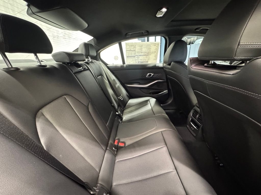 2026 BMW 3 Series 330i - Photo 23