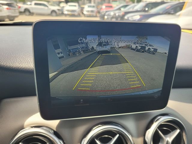Used 2020 Black Mercedes-Benz GLA 250 image 22