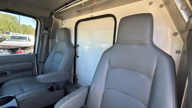Used 2024 White Ford Base image 22