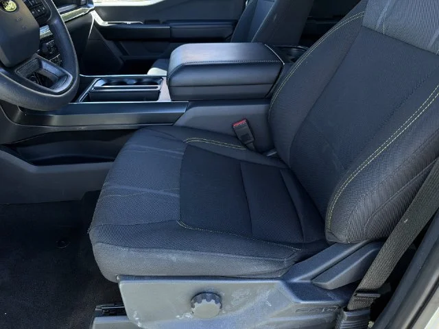 Used 2024 Silver Ford XLT image 22