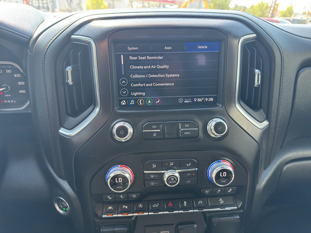 Used 2020 Onyx Black GMC AT4 image 35