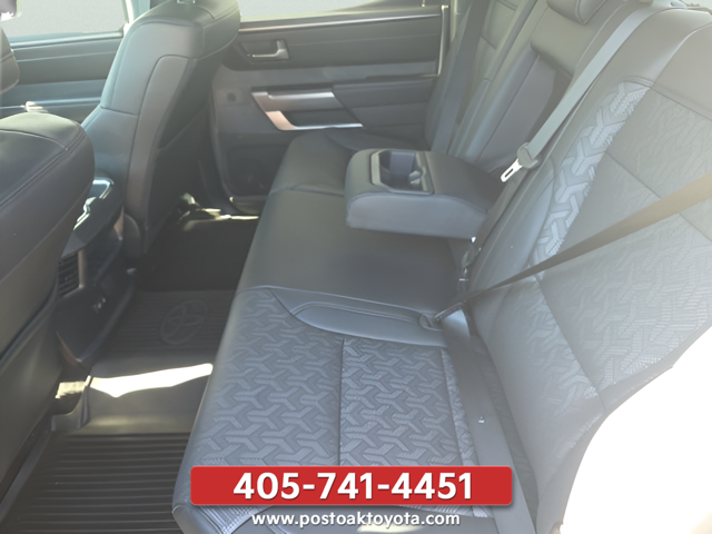 Used 2025  Toyota SR5 image 24