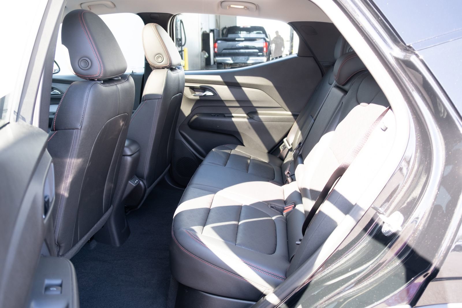 2027 Chevrolet Bolt RS - Photo 15