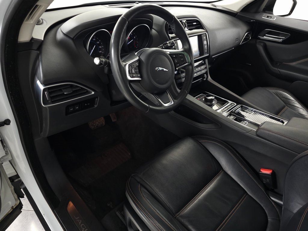2018 JAGUAR F-PACE - Image 14