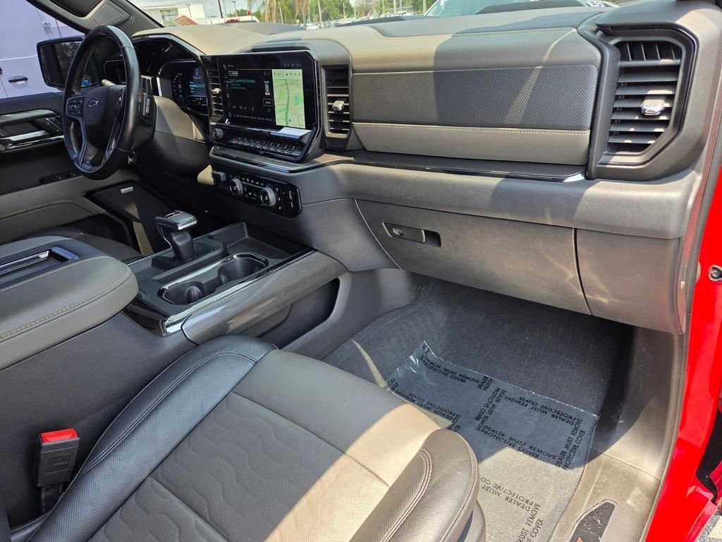 Used 2022 Red Chevrolet ZR2 image 17