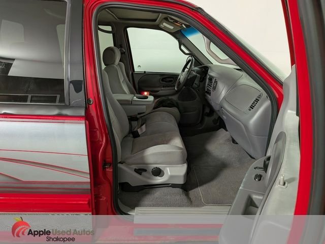 Used 2002 Red Ford XLT image 34