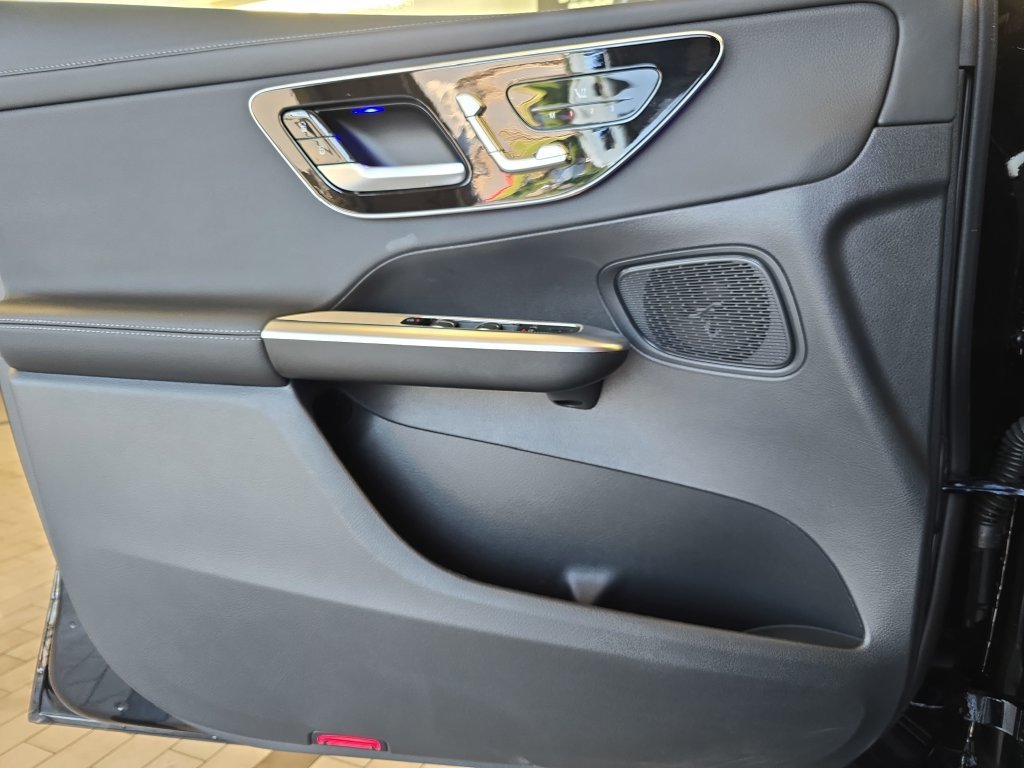 Certified Used 2026 Black Mercedes-Benz GLC 300 image 29
