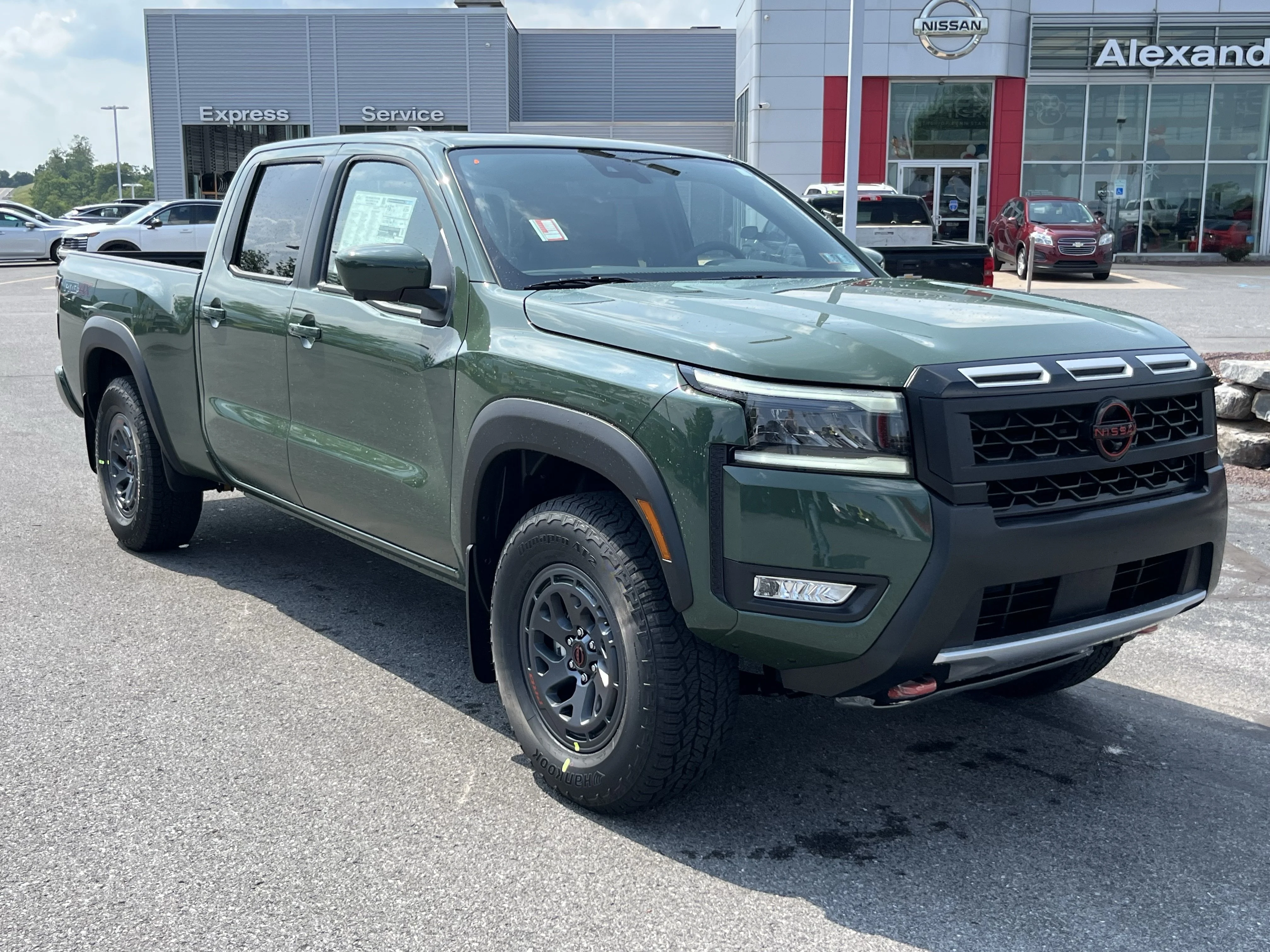 2026 Nissan Frontier PRO-4X Crew Cab 4X4 LWB's photo